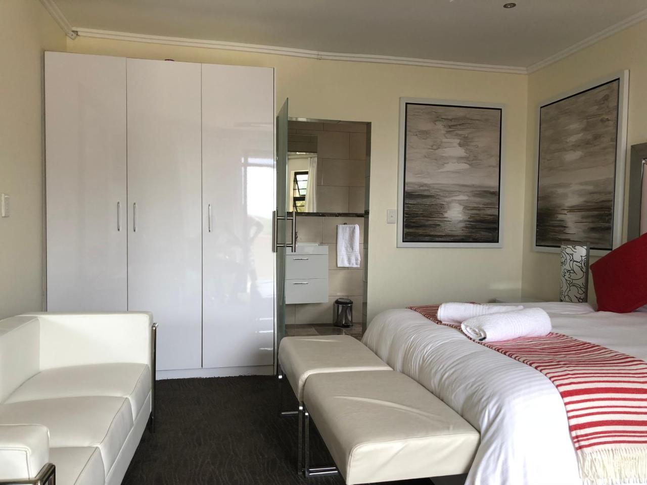 Coral Beach Bed & Breakfast East London Exteriör bild