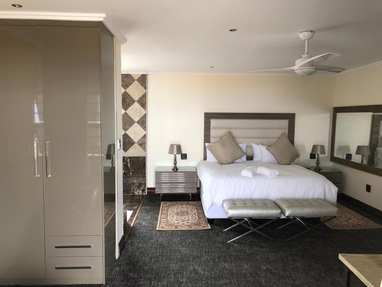 Coral Beach Bed & Breakfast East London Exteriör bild