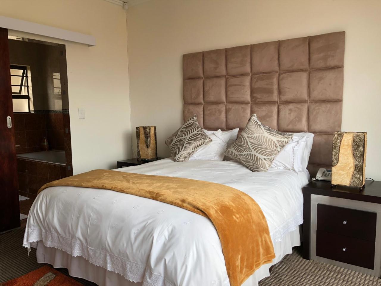 Coral Beach Bed & Breakfast East London Exteriör bild