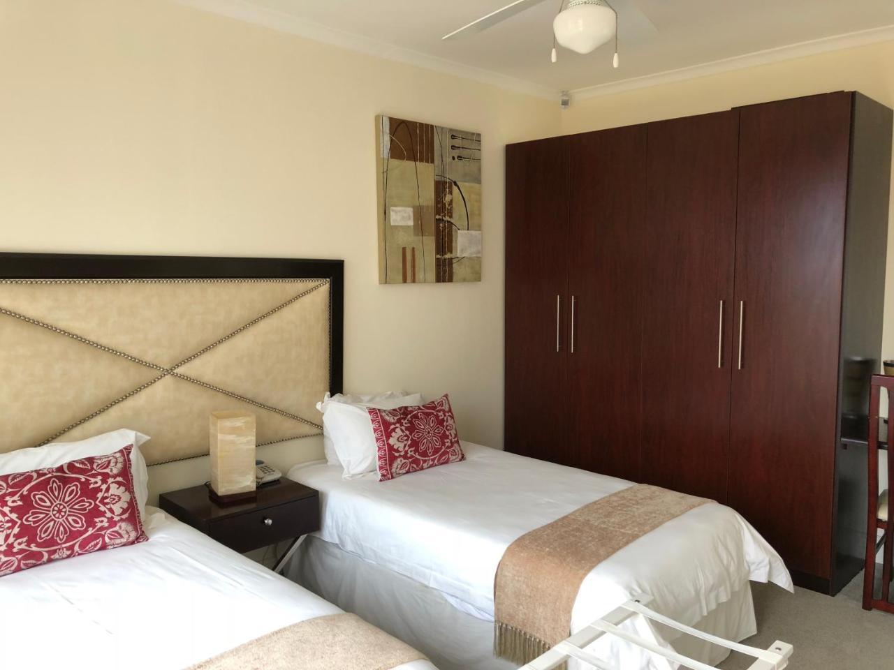 Coral Beach Bed & Breakfast East London Exteriör bild